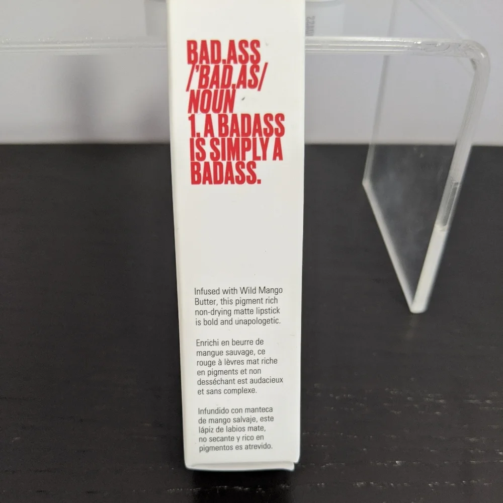 UOMA Badass Icon Matte Lipstick Tracy